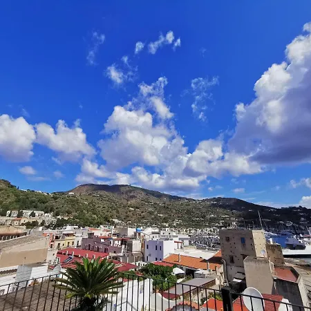 Lo Nardo Apartmanhotel 2*